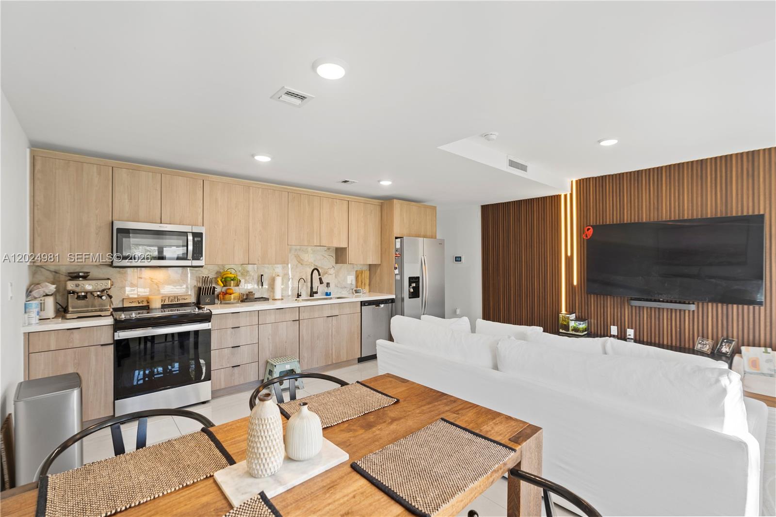 14595 Southwest 261st Street, Unit 14595 Homestead, FL 33032 - Photo 6 of 45