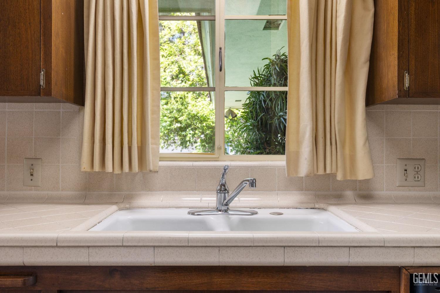 Undisclosed Address Bakersfield, CA 93305 - Photo 25 of 54