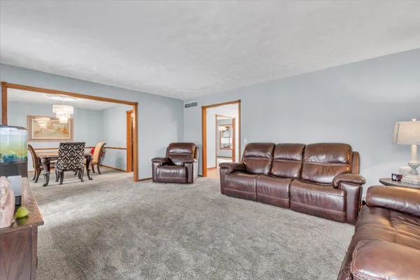 $437,900 | 3402 76th Street, Moline, IL 61265