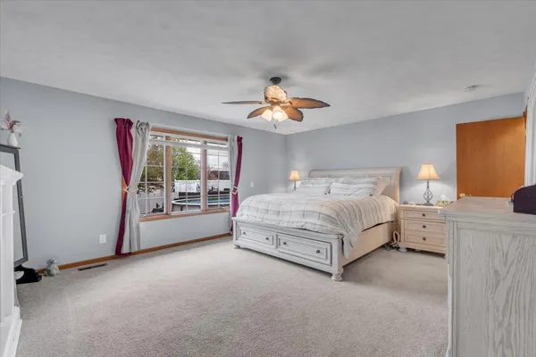 $437,900 | 3402 76th Street, Moline, IL 61265