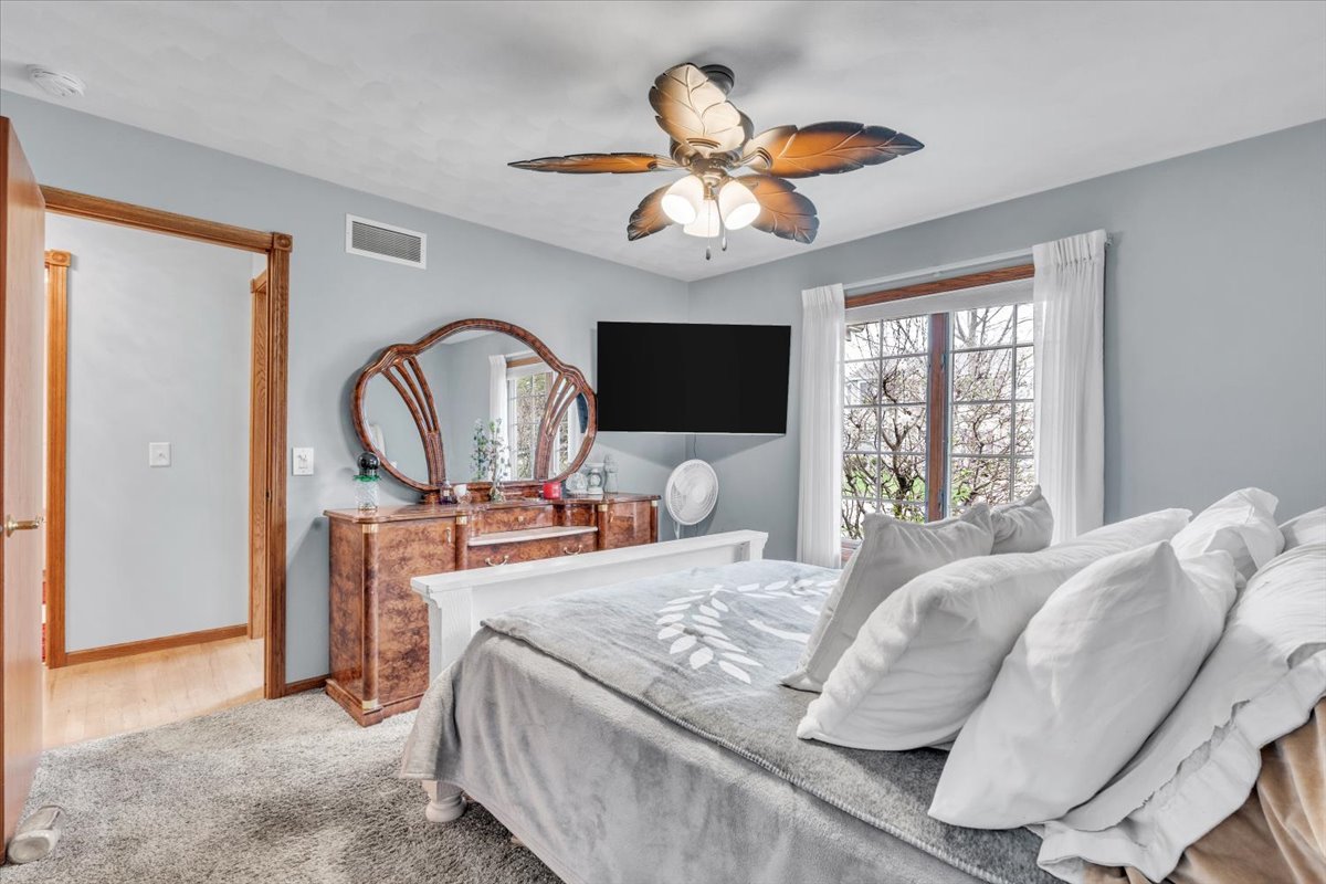 3402 76th Street Moline, IL 61265 - Photo 38 of 64