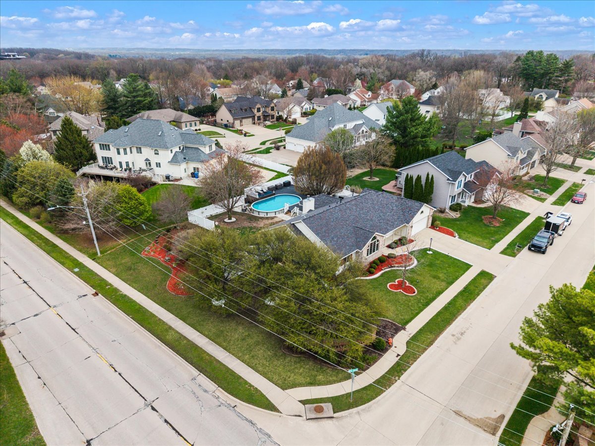 3402 76th Street Moline, IL 61265 - Photo 4 of 64