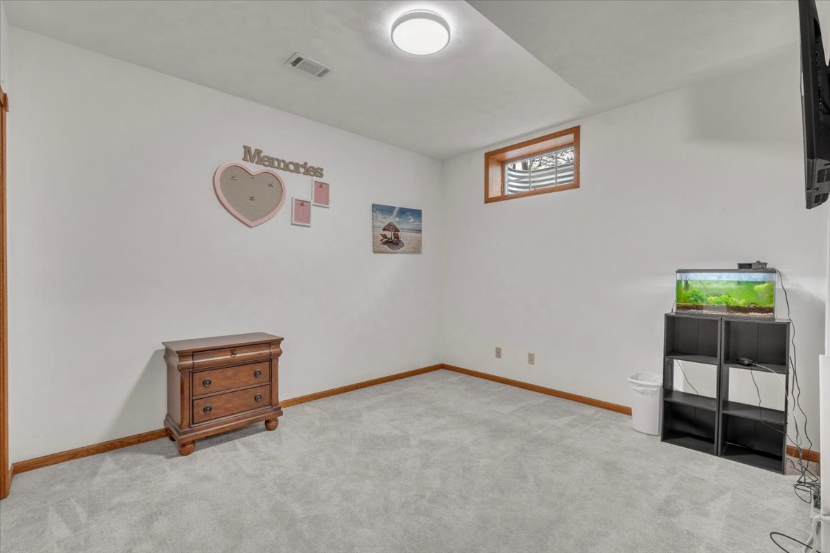 3402 76th Street Moline, IL 61265 - Photo 50 of 64