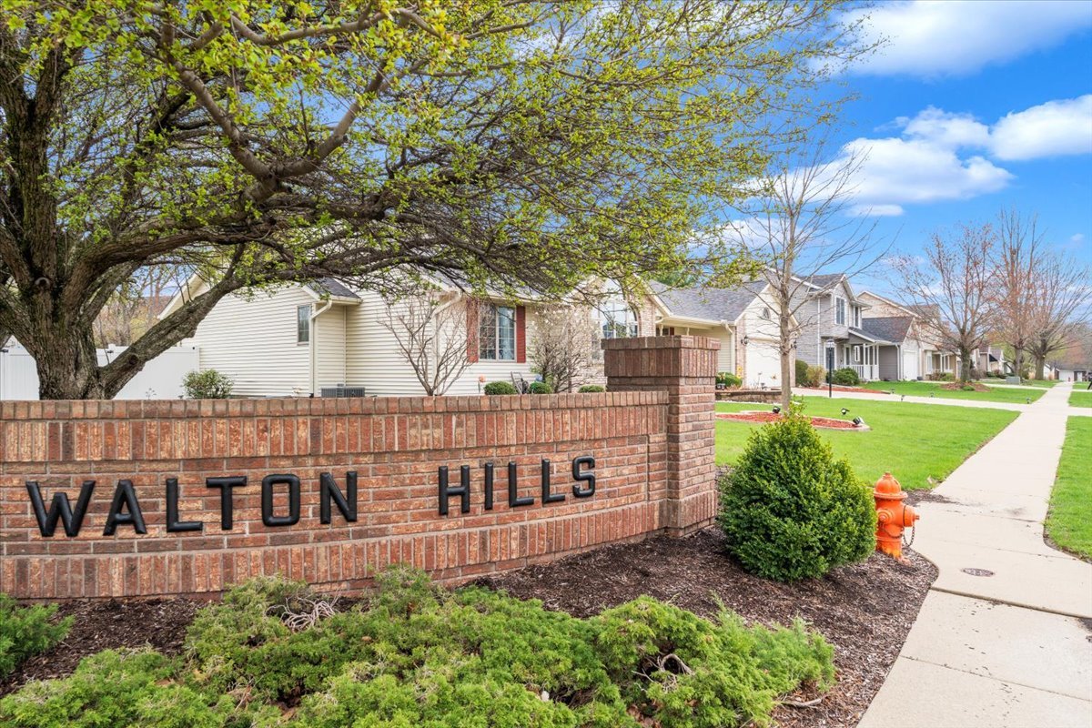 3402 76th Street Moline, IL 61265 - Photo 5 of 64