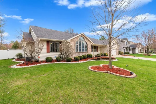 $437,900 | 3402 76th Street, Moline, IL 61265