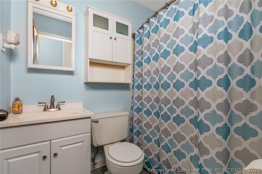 103 Robin Road Lumberton, NC 28358 - Photo 28 of 34 Gallery Image 28