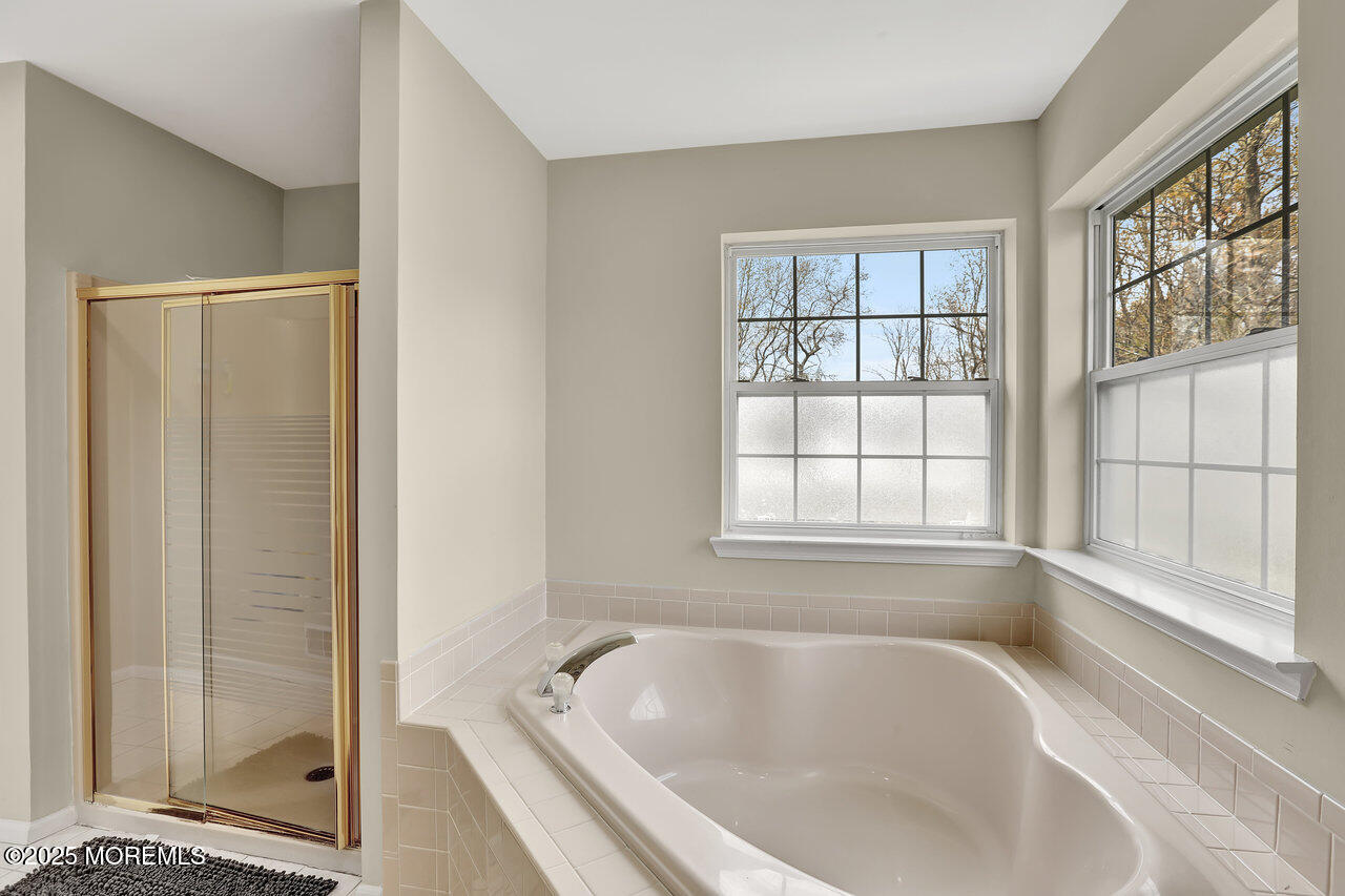 12 Arrowhead Circle Jackson, NJ 08527 - Photo 30 of 61 031_6i6a2042_432