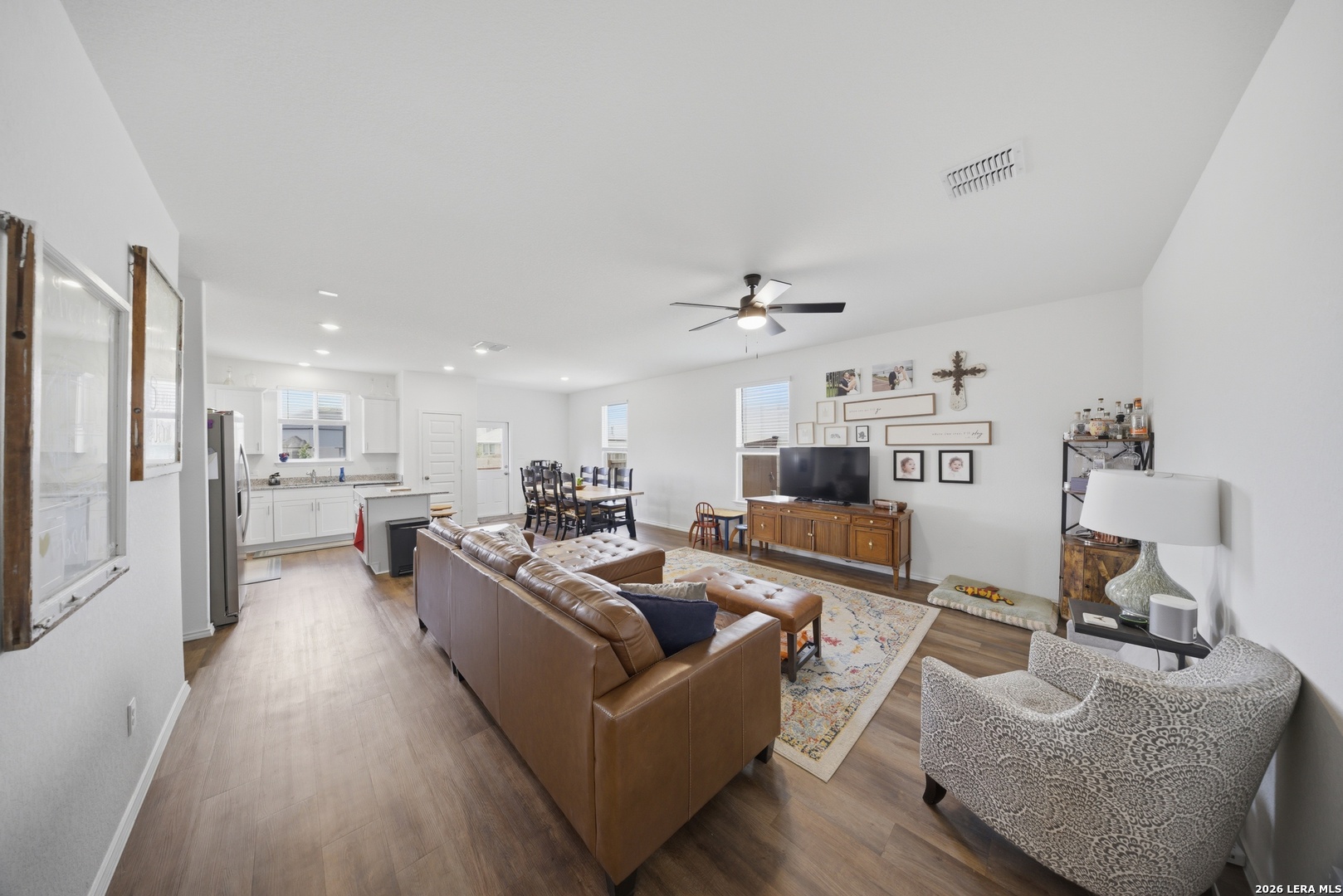 418 Rustic Grove Boerne, TX 78006 - Photo 7 of 33