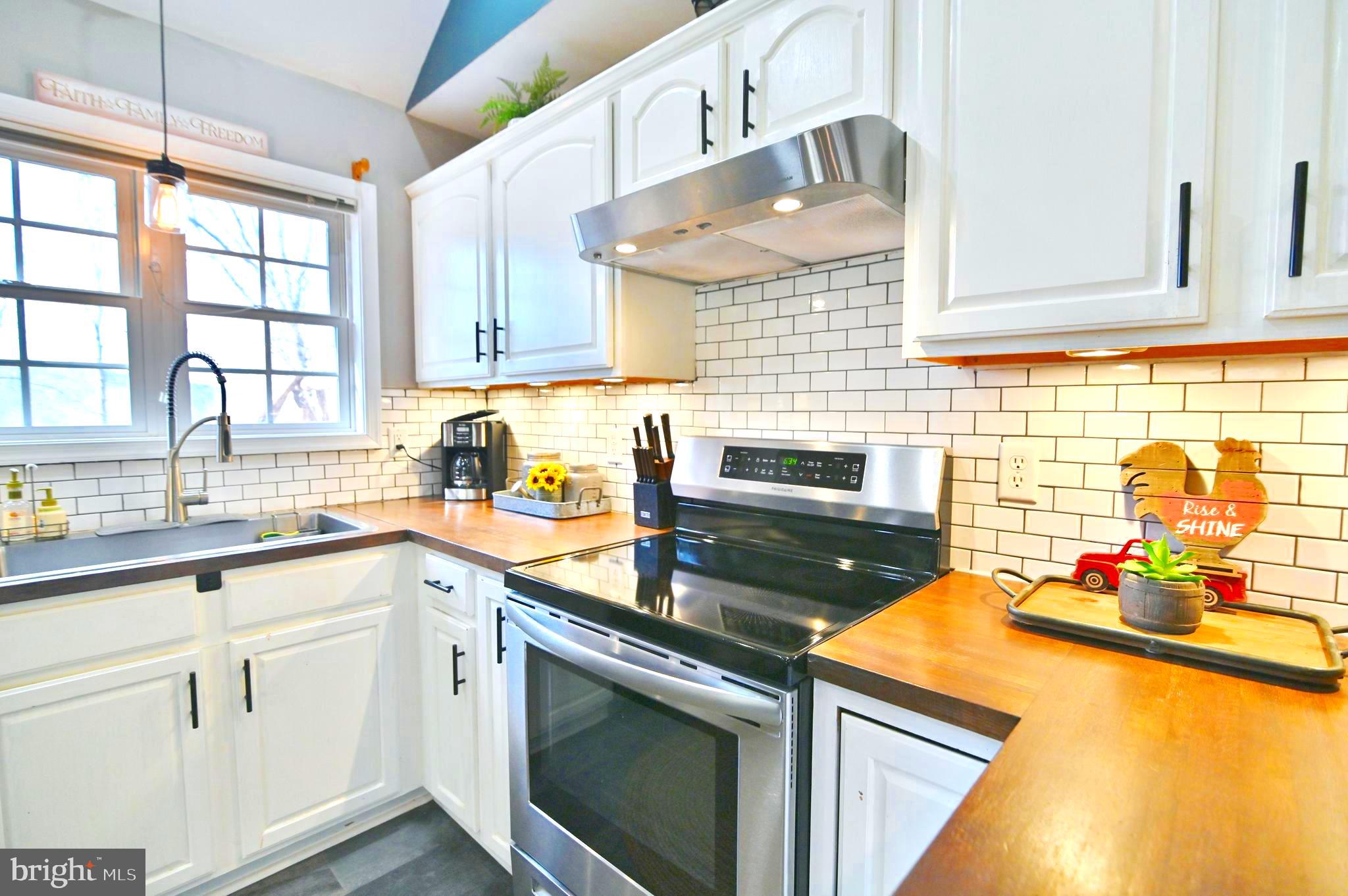 36 Pine Way Mount Jackson, VA 22842 - Photo 27 of 49 Kitchen