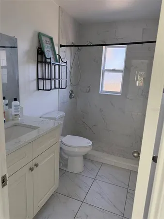 $1,800 | 4326 80th Street West, Bradenton, FL 34209