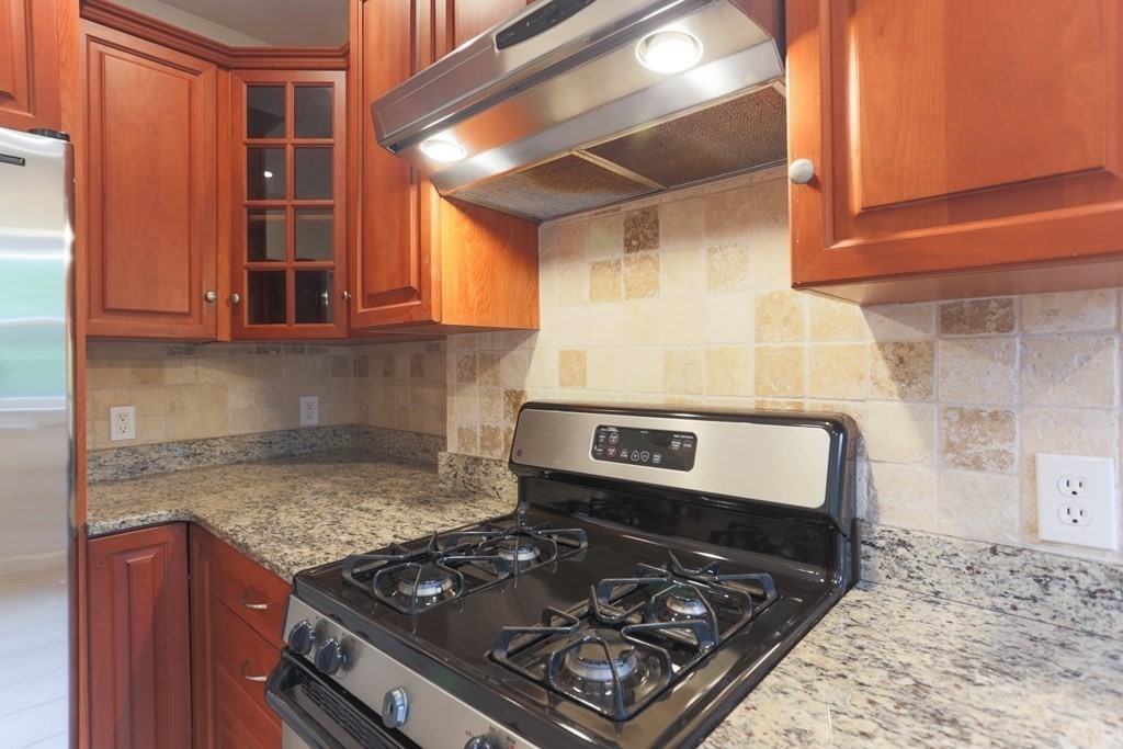 79 Jason Street, Unit 79 Arlington, MA 02476 - Photo 17 of 37
