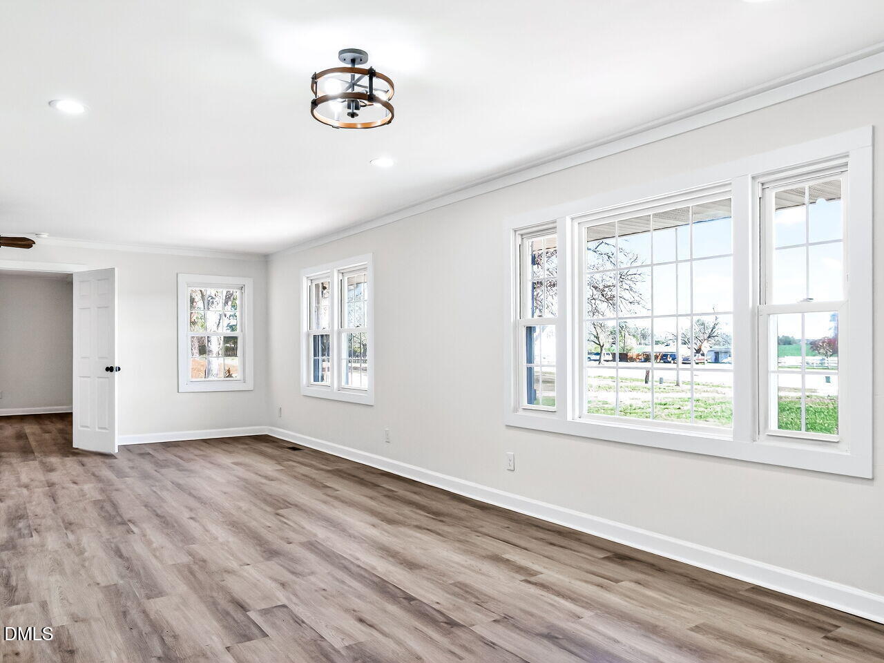 4600 Rolesville Road Wendell, NC 27591 - Photo 10 of 42 Living-room
