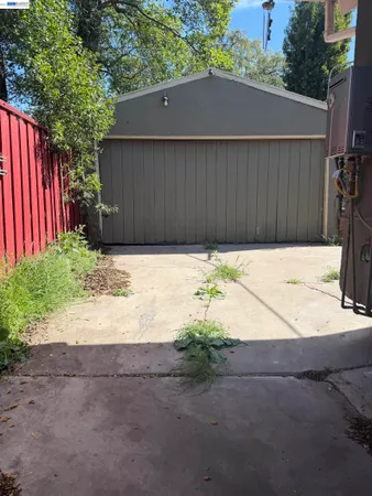 $650,000 | 4058 Edwards Avenue, Oakland, CA 94605