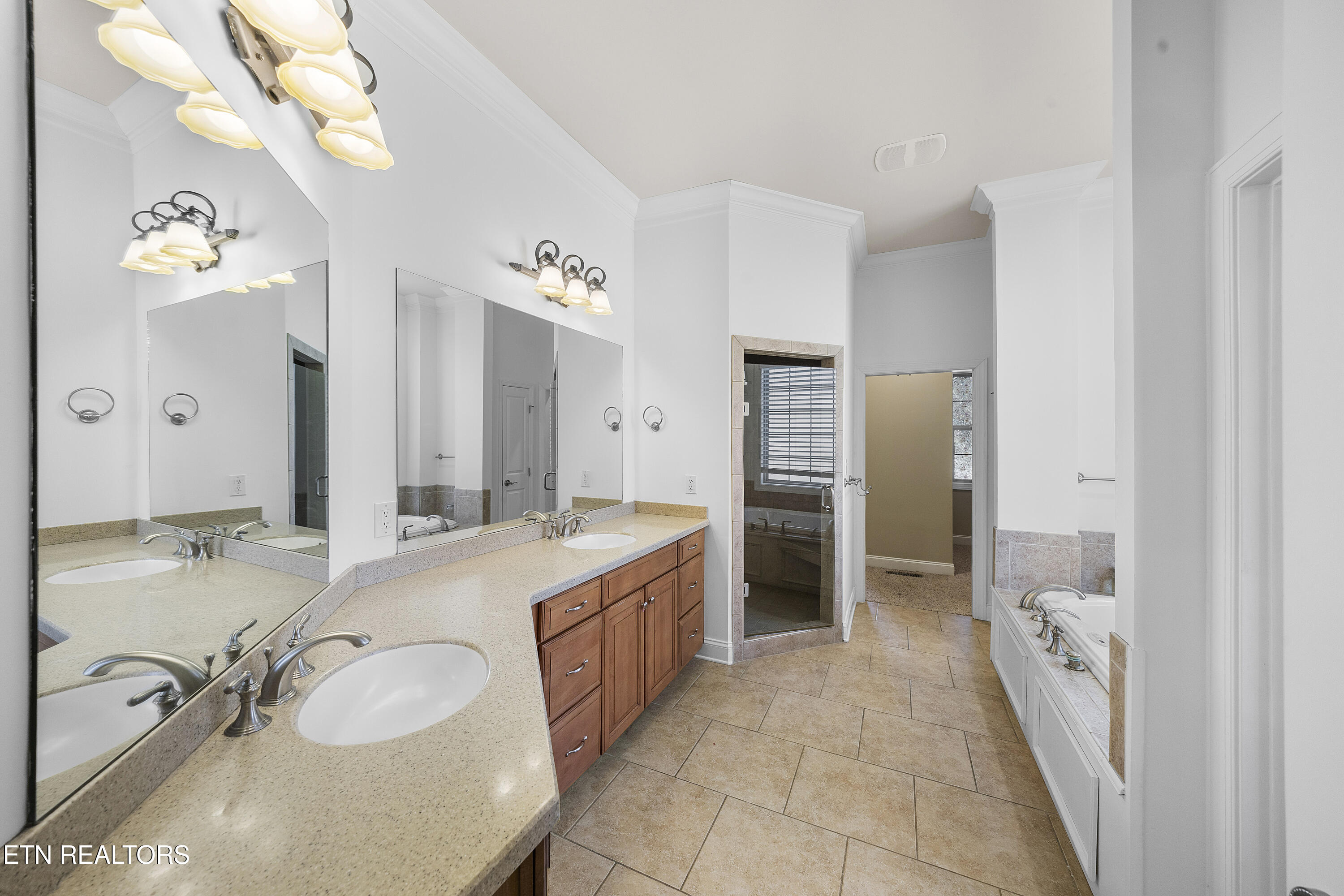 7420 Lawford Road Knoxville, TN 37919 - Photo 16 of 59 L40A6336