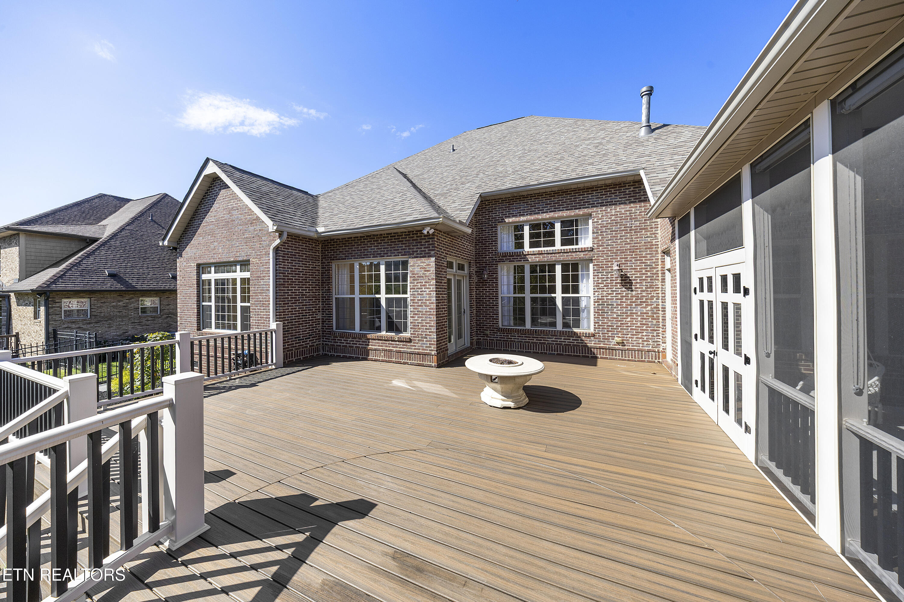 7420 Lawford Road Knoxville, TN 37919 - Photo 42 of 59 L40A6453