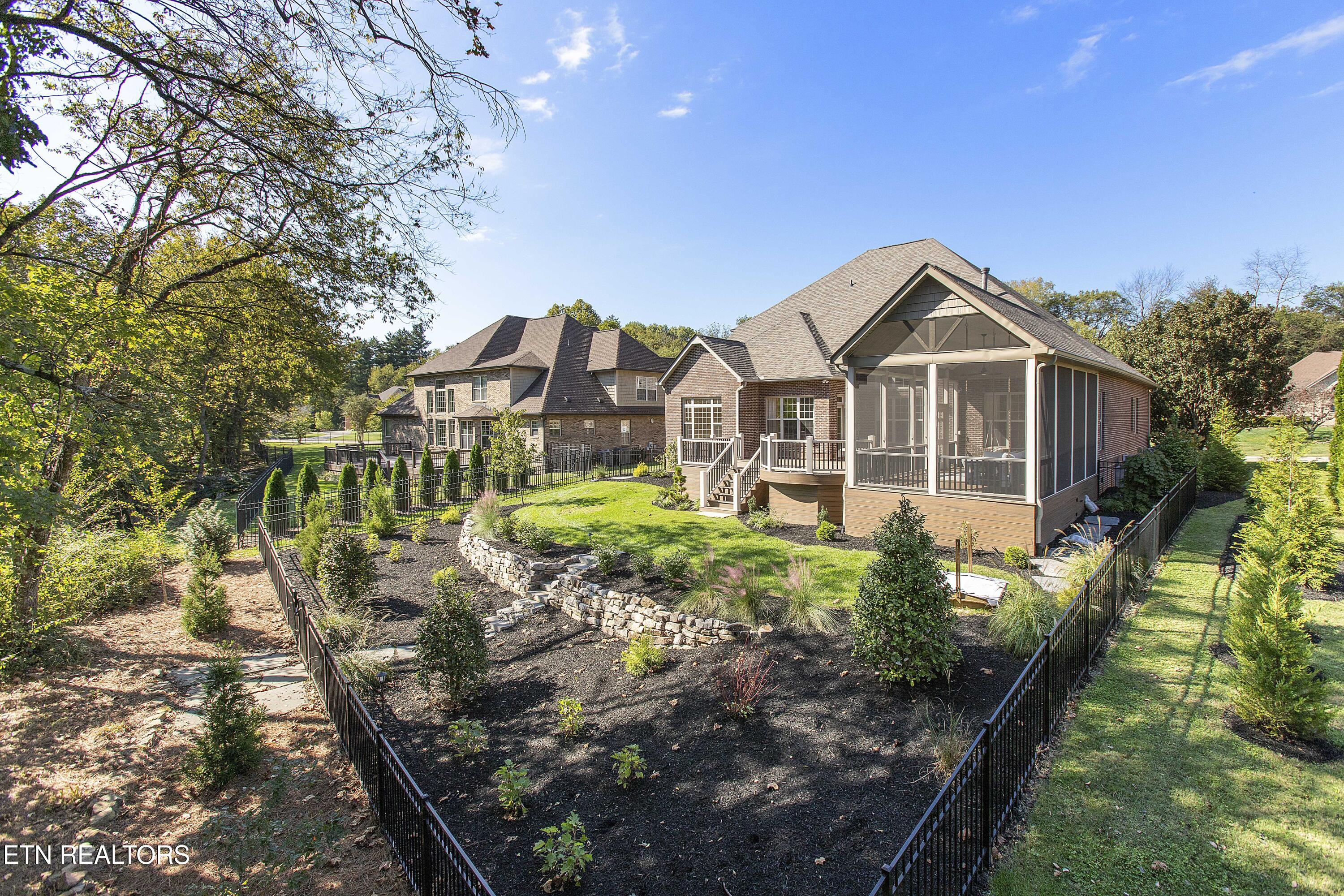 7420 Lawford Road Knoxville, TN 37919 - Photo 6 of 59 IMG_6552