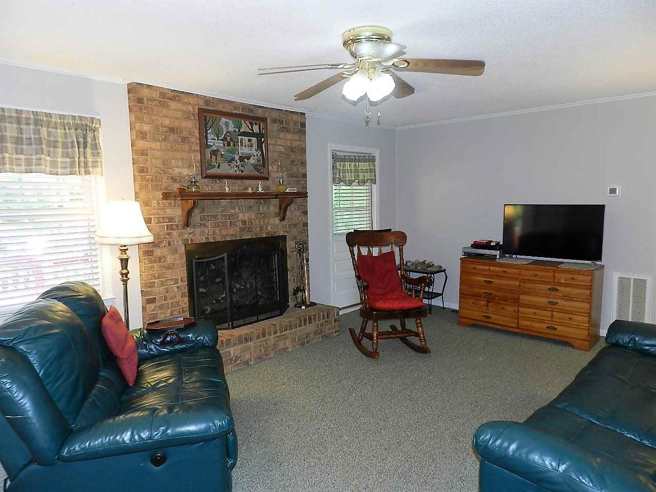 817 State Rd S-11-54 Gaffney, SC 29340 - Photo 10 of 28 Gallery Image 10