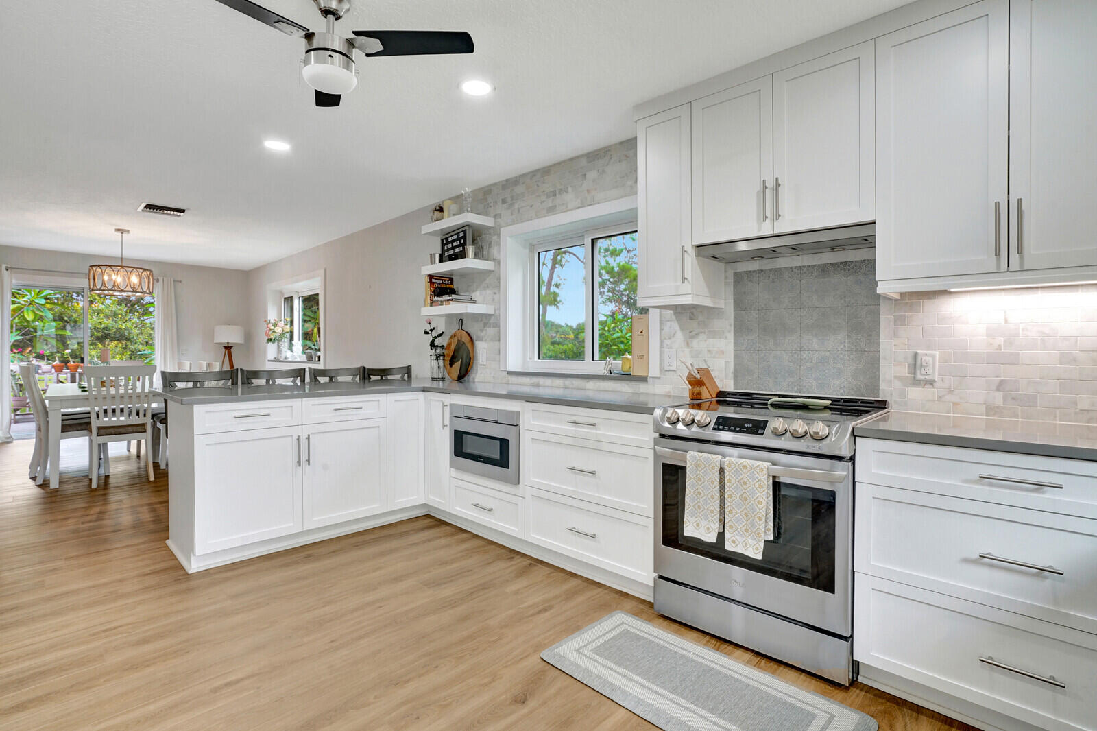 5212 Homeland Road Lake Worth, FL 33449 - Photo 21 of 60 29_image_16_mls