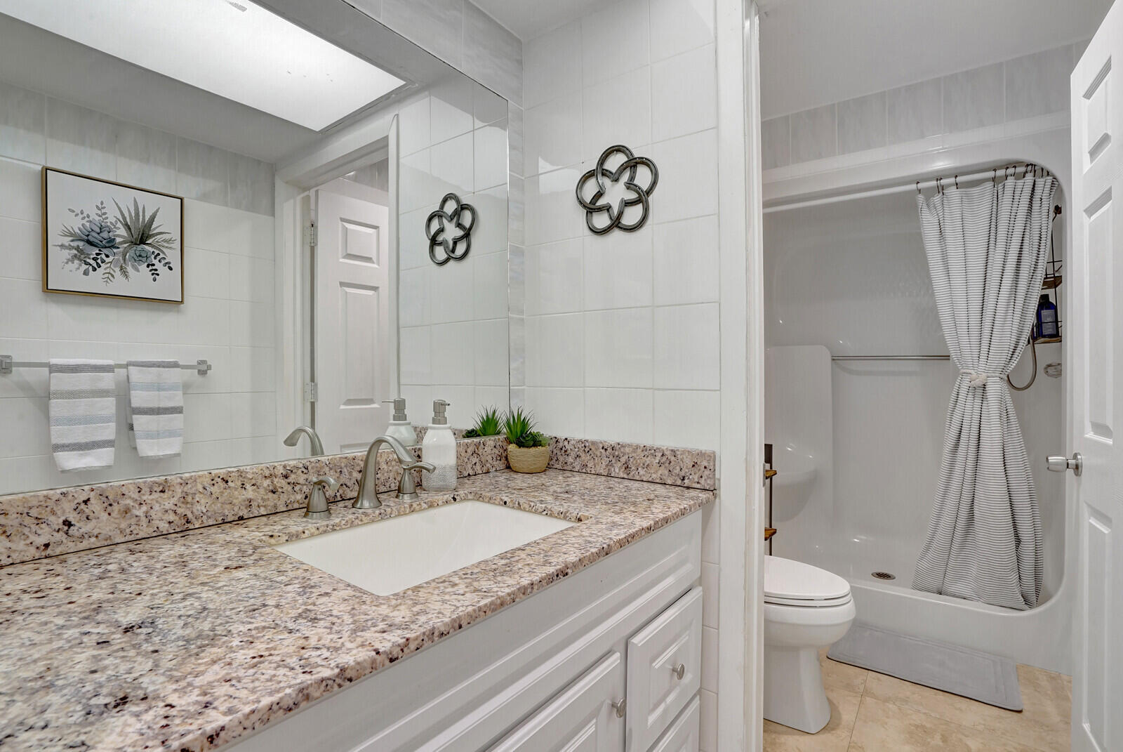 5212 Homeland Road Lake Worth, FL 33449 - Photo 27 of 60 35_image_22_mls