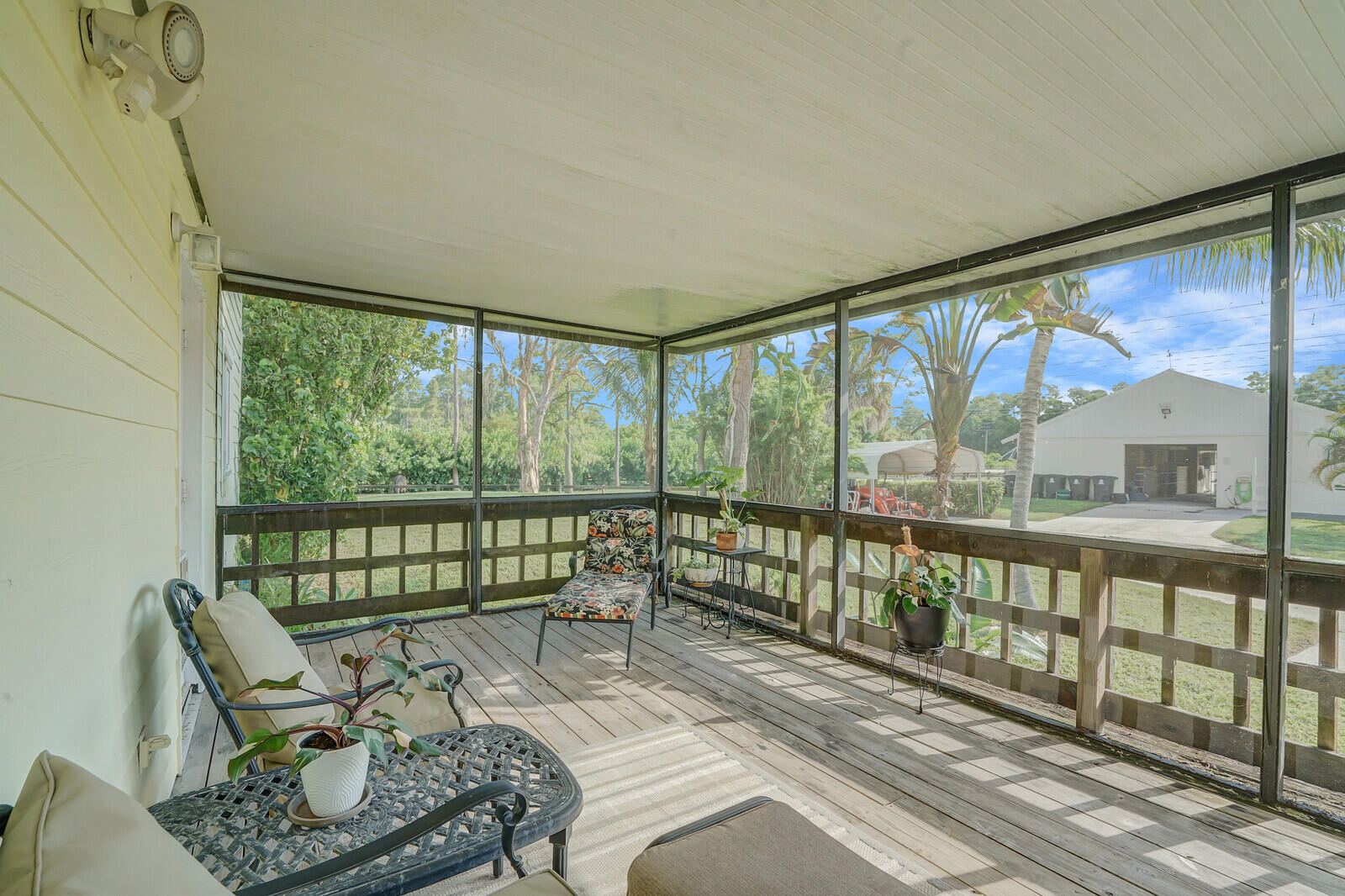 5212 Homeland Road Lake Worth, FL 33449 - Photo 37 of 60 82_Image_27_mls