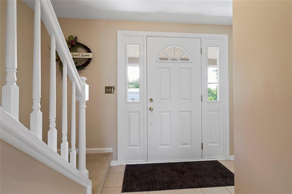 285 Evans Road Zelienople, PA 16063 - Photo 4 of 25 Gallery Image 4