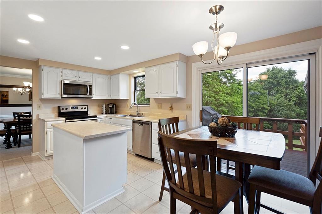 285 Evans Road Zelienople, PA 16063 - Photo 10 of 25 Gallery Image 10