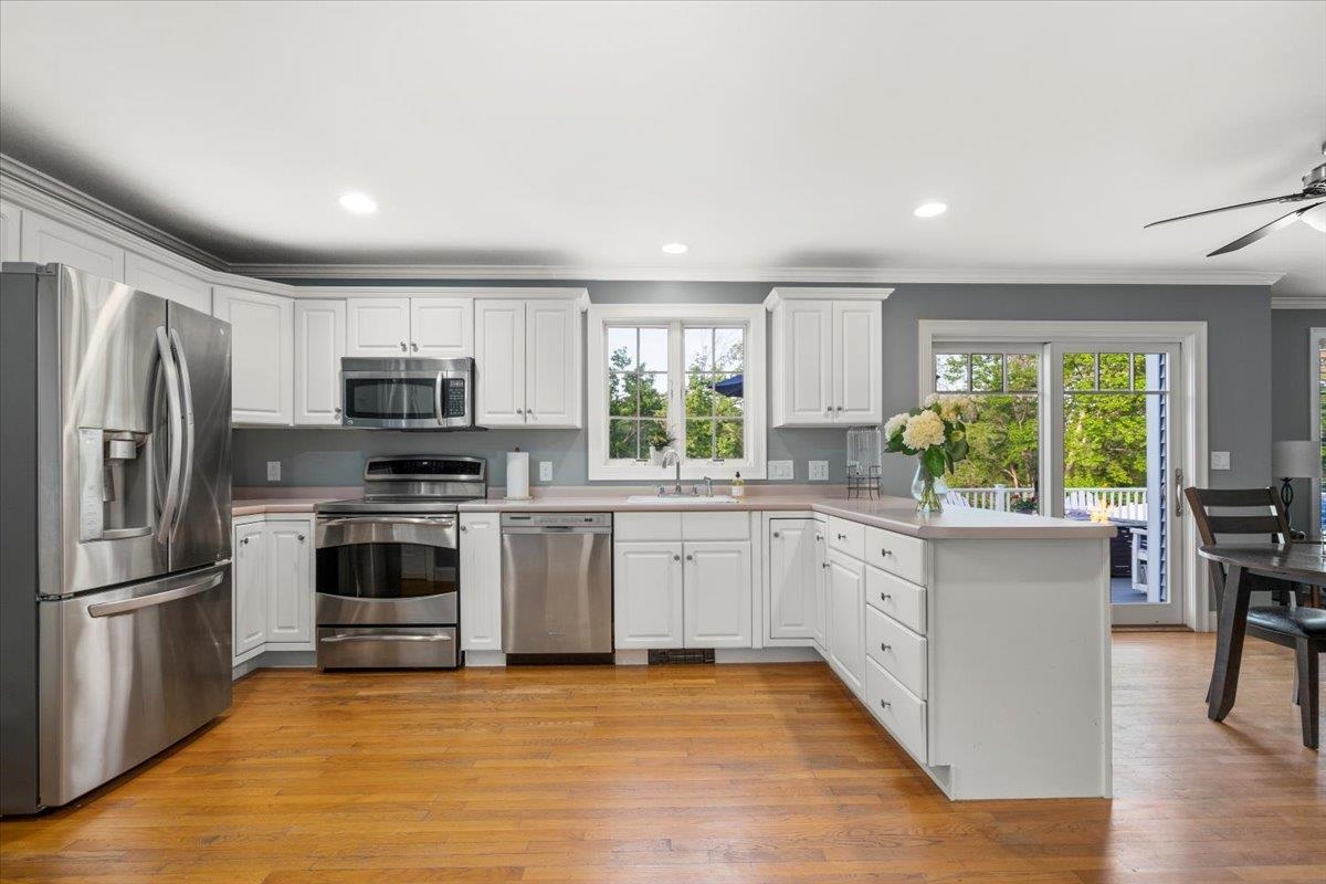 29 Hubbard Road Dover, NH 03820 - Photo 16 of 40