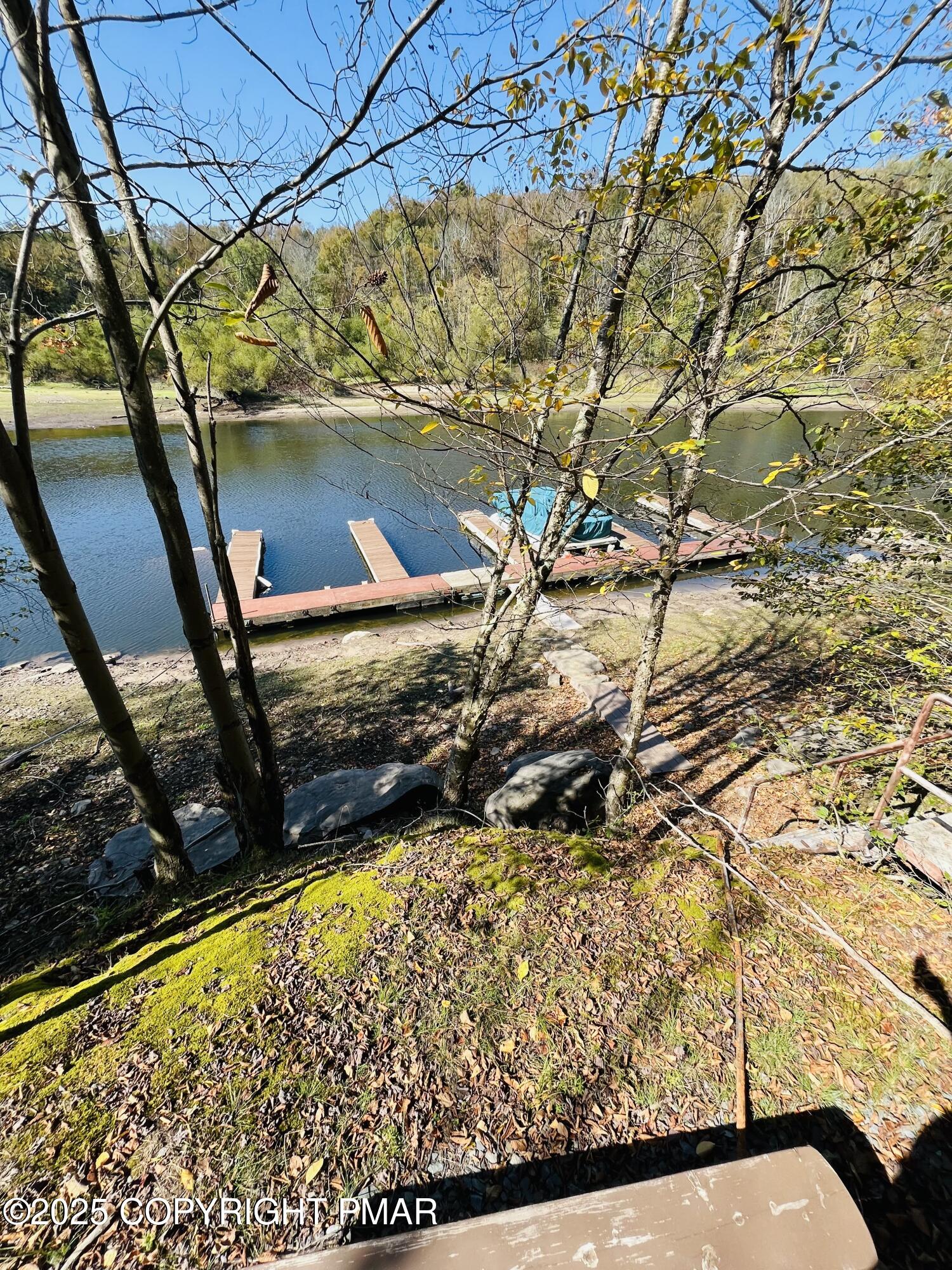 114 Riverside Drive Greentown, PA 18426 - Photo 18 of 20 boat slips