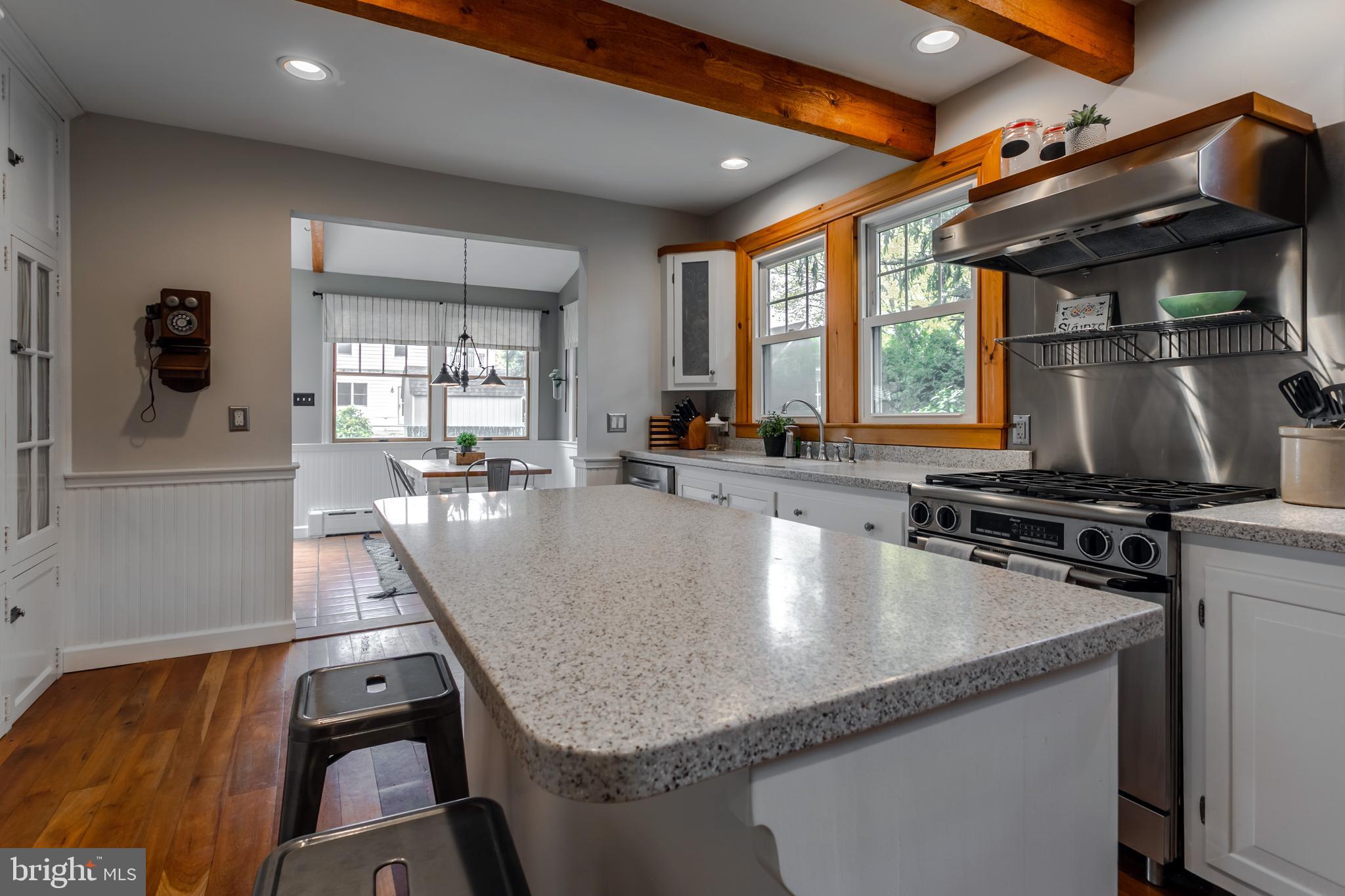 516 Oxford Road Havertown, PA 19083 - Photo 15 of 33