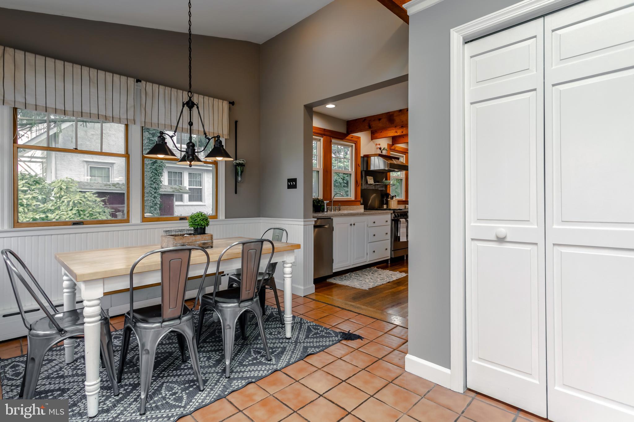 516 Oxford Road Havertown, PA 19083 - Photo 18 of 33