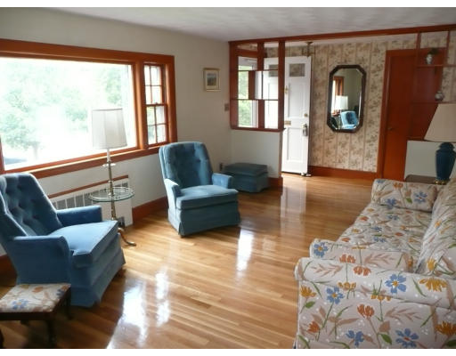 8 Girard Road Stoneham, MA 02180 - Photo 2 of 15 Gallery Image 2