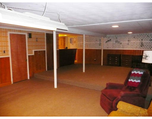 8 Girard Road Stoneham, MA 02180 - Photo 10 of 15 Gallery Image 10
