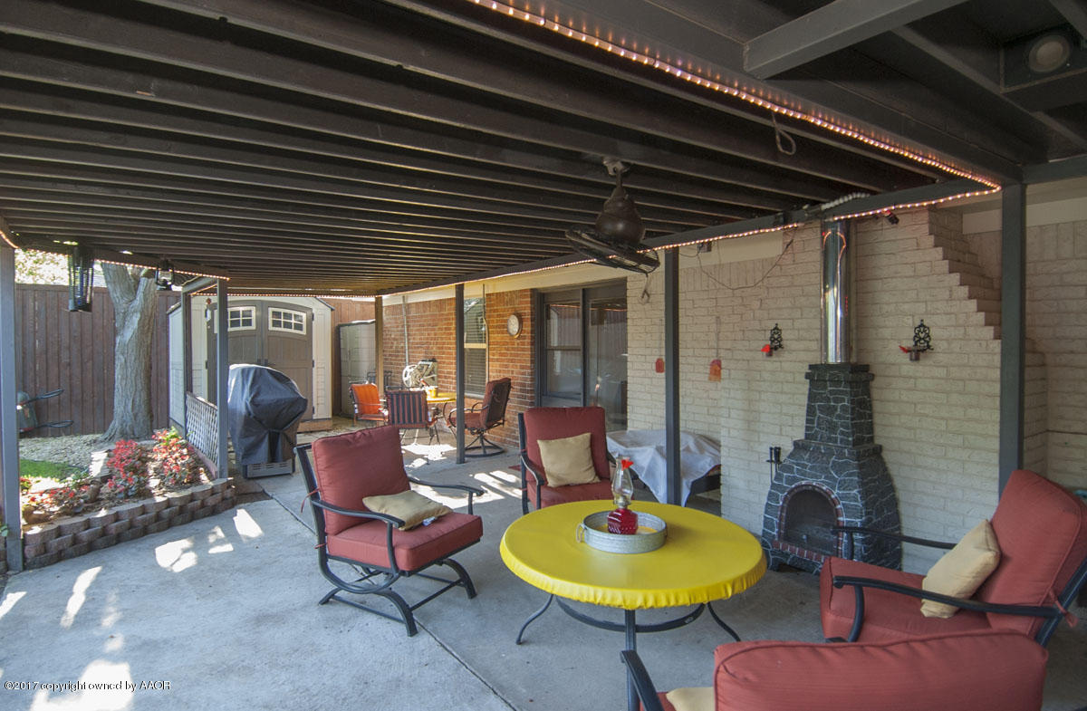 6916 Old Kent Road Amarillo, TX 79109 - Photo 23 of 31 PATIO VIEW 1