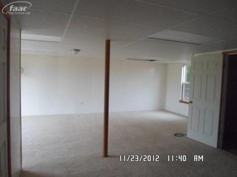 15453 Bird Road Linden, MI 48451 - Photo 17 of 19 20256926-16.JPG