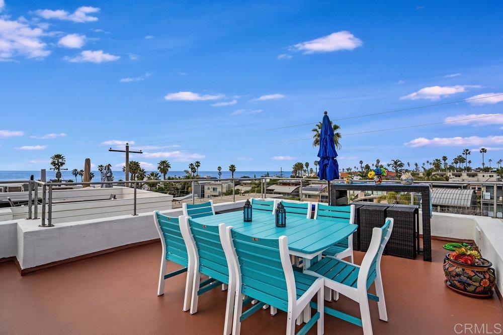 332 Gravilla Street La Jolla, CA 92037 - Photo 33 of 49 a view of a terrace