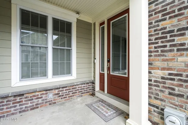 $759,900 | 22 Cambridge Way, Colonie, NY 12110