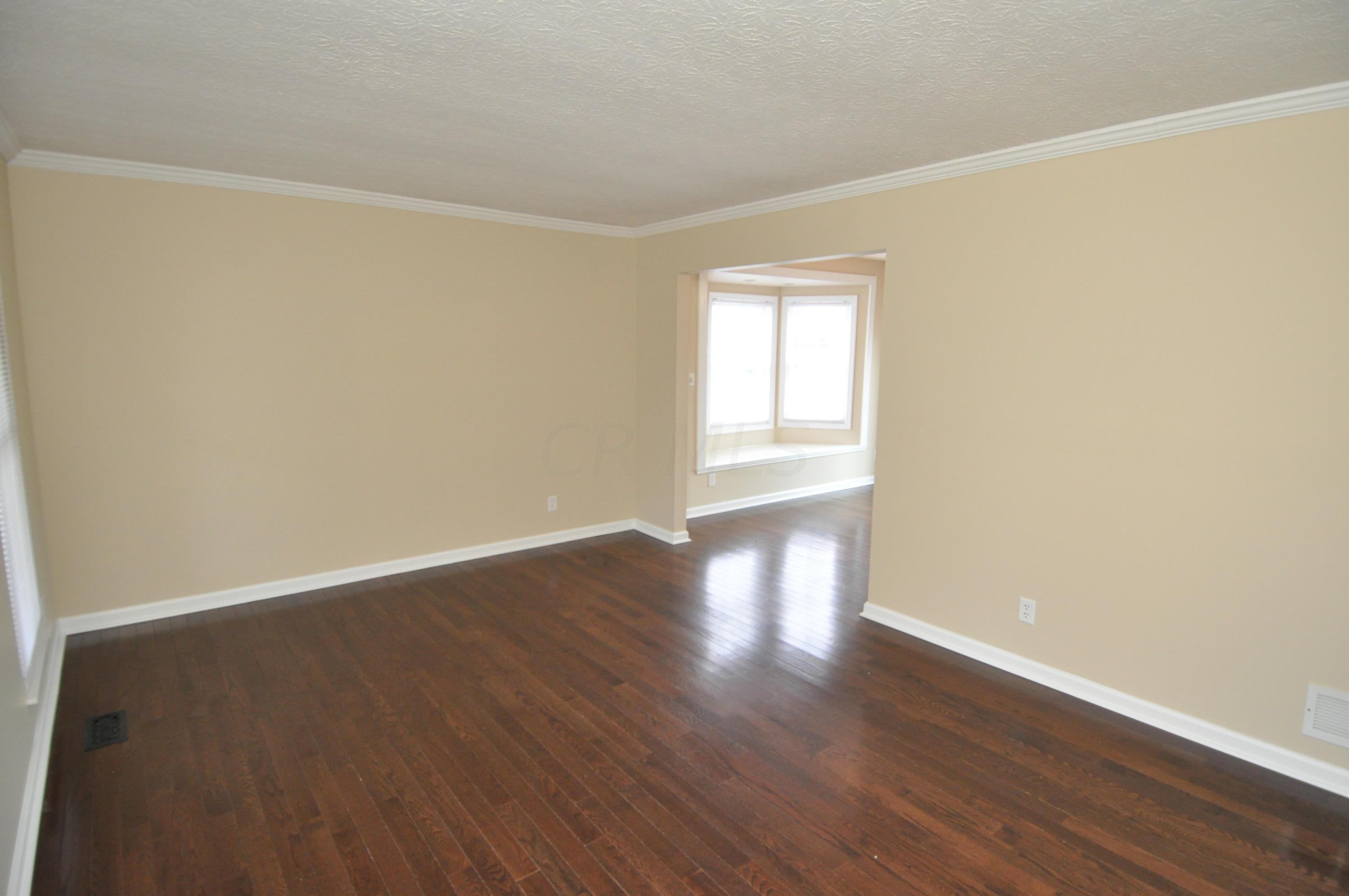 1881 Lost Valley Road Powell, OH 43065 - Photo 6 of 50