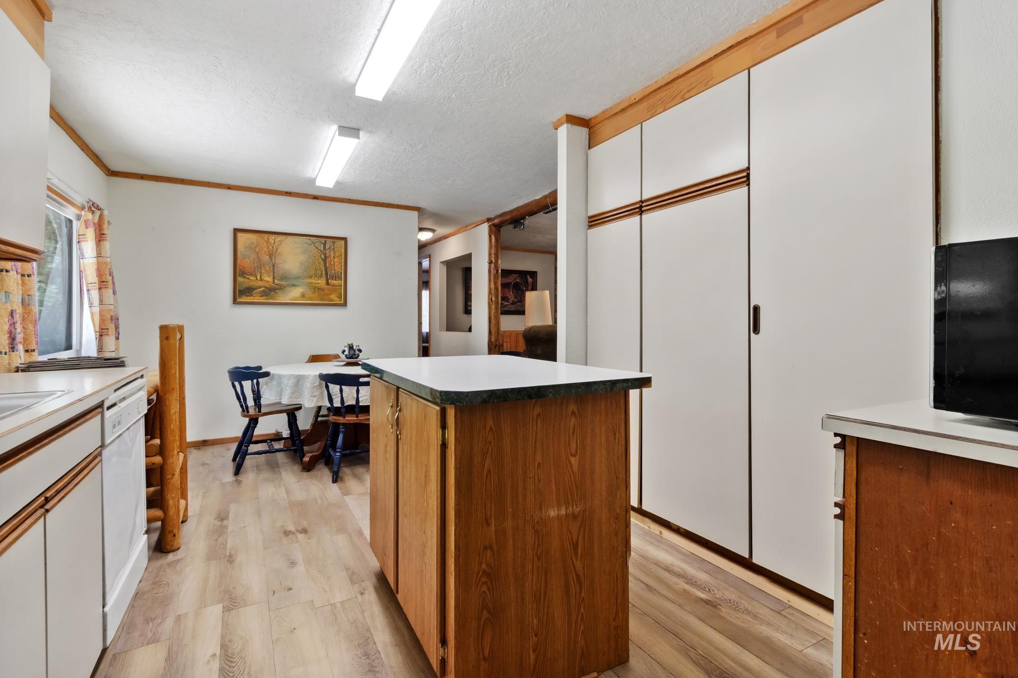29 Beaver Creek Road Boise, ID 83716 - Photo 18 of 47