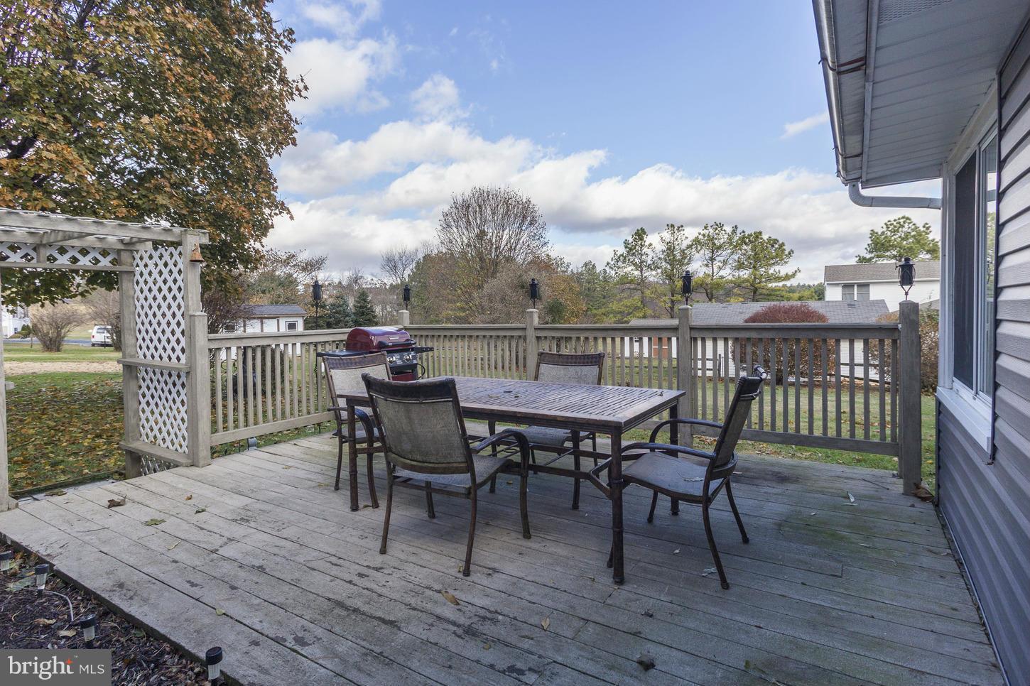 3114 Bird View Road Westminster, MD 21157 - Photo 16 of 20 Rear Deck