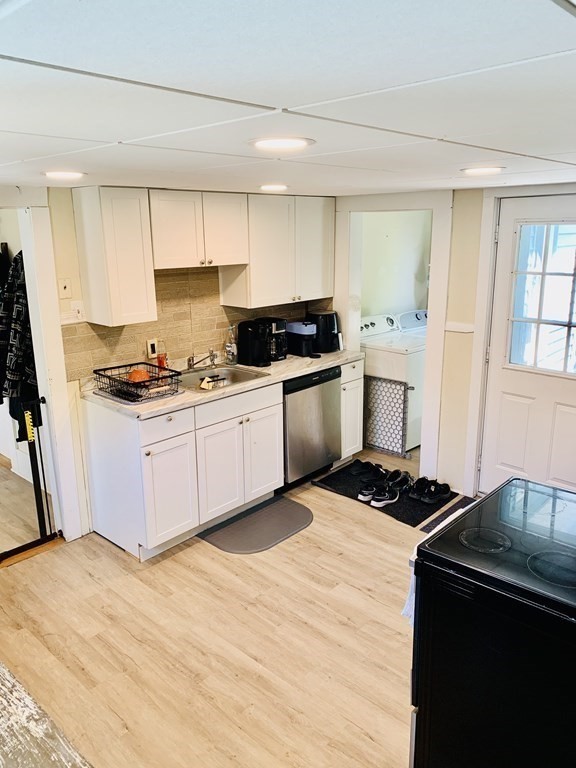 499 High Street Clinton, MA 01510 - Photo 5 of 10 Gallery Image 5