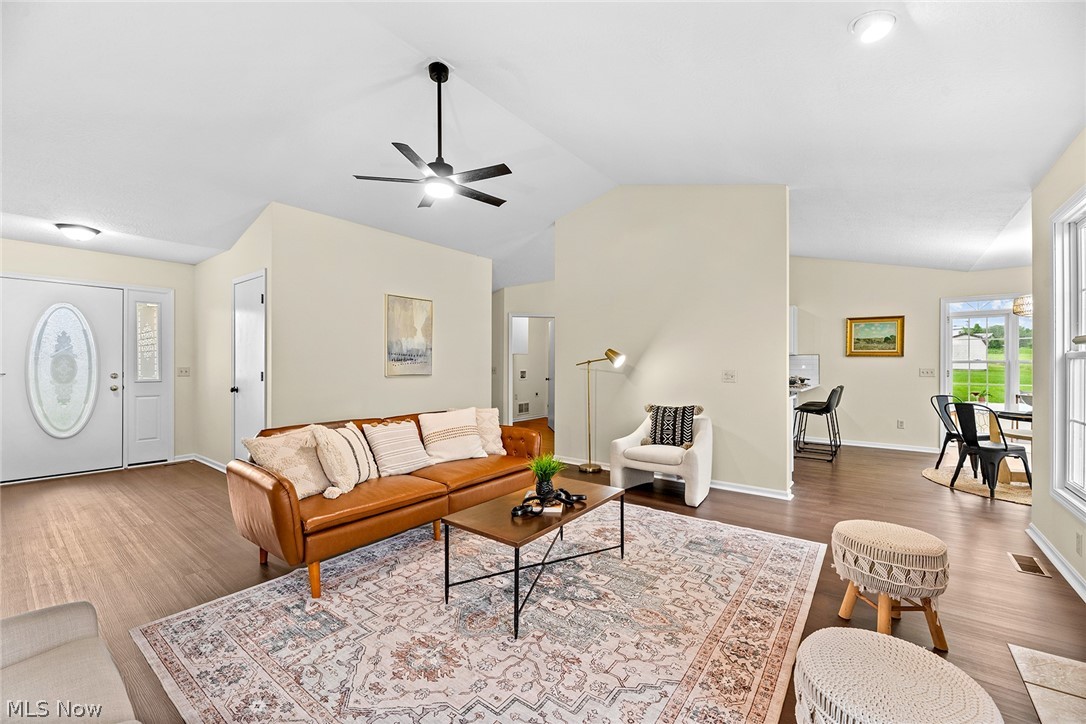 1315 Back Massillon Road Orrville, OH 44667 - Photo 6 of 35