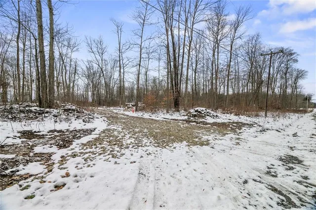 a view of snow on middle of snow