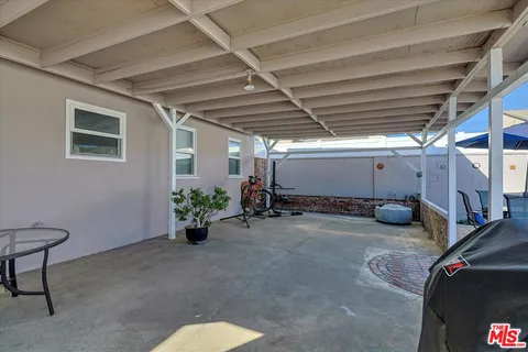 $1,099,000 | 1118 North Niagara Street, Burbank, CA 91505