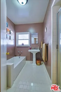 $1,099,000 | 1118 North Niagara Street, Burbank, CA 91505