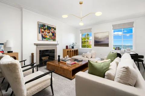 $2,095,000 | 229 East Lake Shore Drive, Unit 4E, Chicago, IL 60611