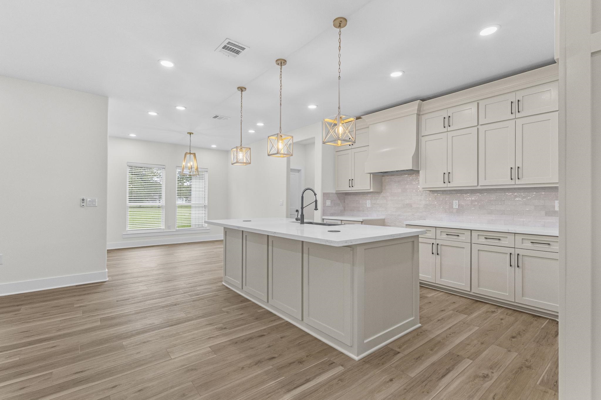 7111 32nd Street Groves, TX 77619 - Photo 11 of 28