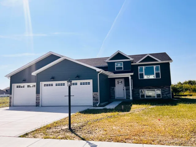 $430,000 | 5859 Grand Slam Avenue, Portage, IN 46368