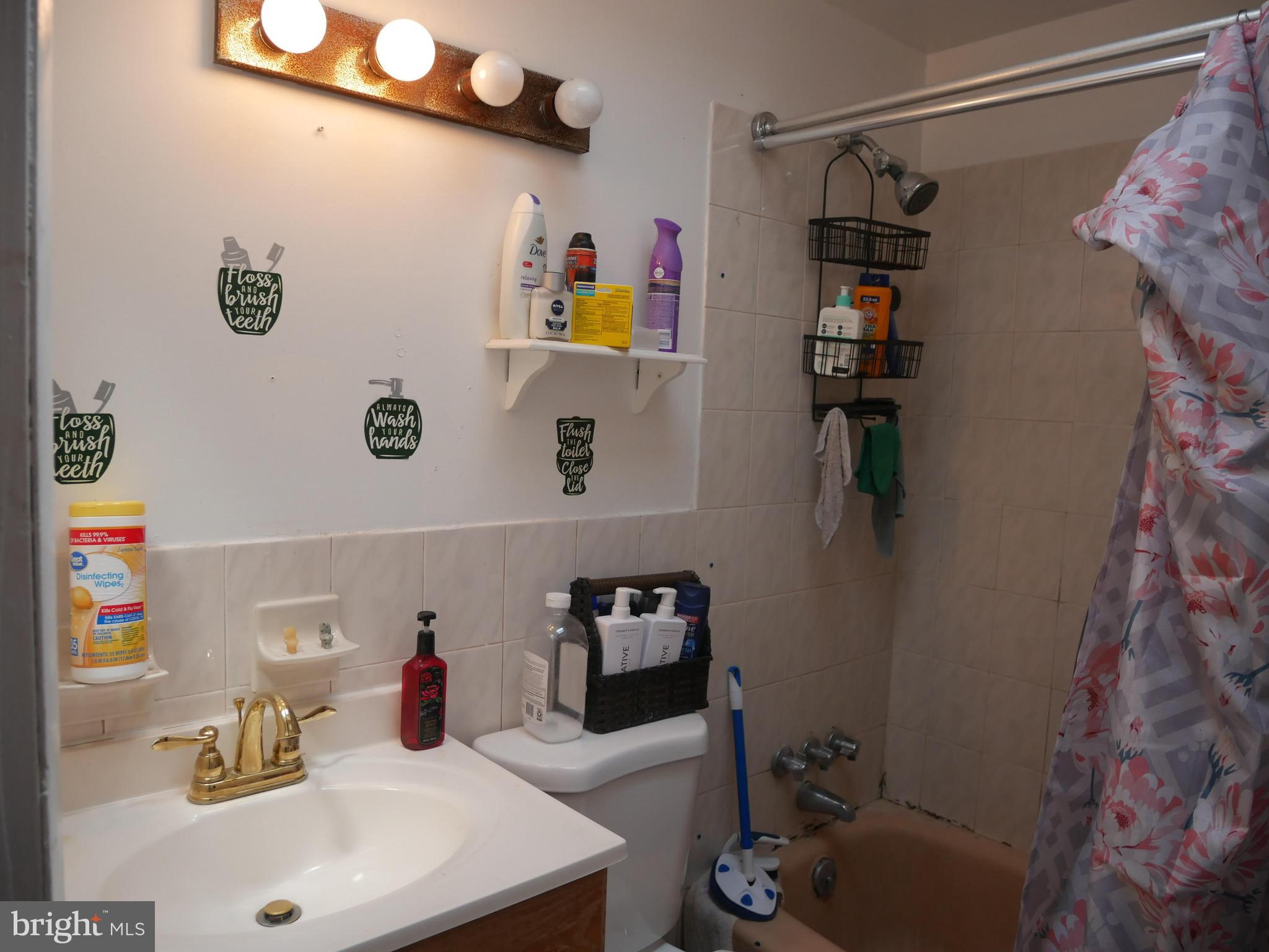 2728 Willits Road Philadelphia, PA 19152 - Photo 11 of 20 Gallery Image 11