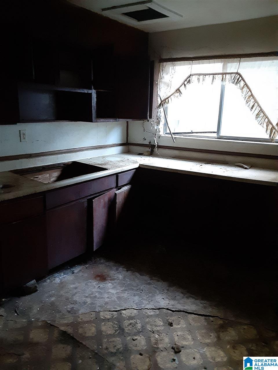 111 2nd Avenue Southwest Birmingham, AL 35211 - Photo 16 of 21