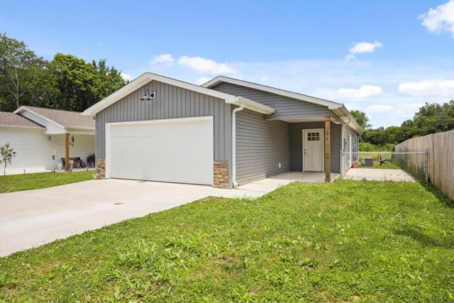 $225,000 | 110 Cleveland Avenue, Pikeville, TN 37367